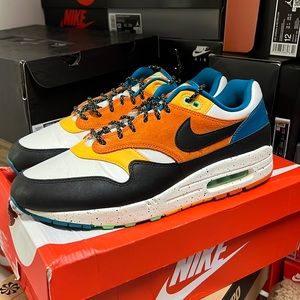 NIKE AIR MAX 1